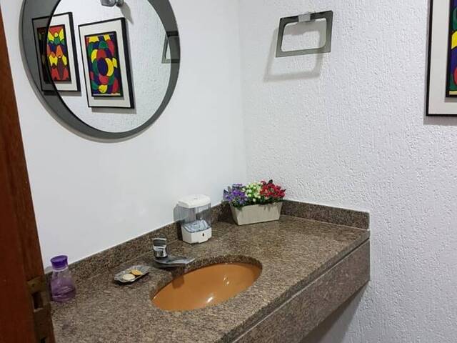 Apartamento para Venda em Pitangueiras - 33