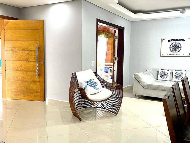 Casa de Praia para Venda em Jardim Marcia - 16