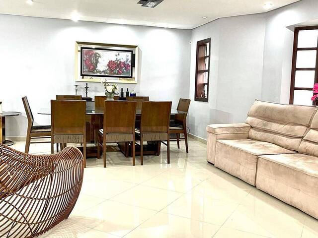 Casa de Praia para Venda em Jardim Marcia - 10