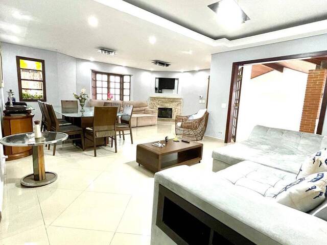 Casa de Praia para Venda em Jardim Marcia - 9