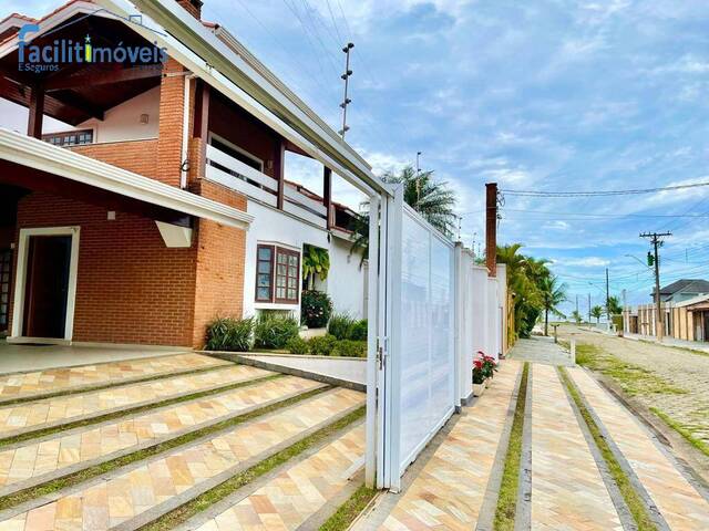 Casa de Praia para Venda em Jardim Marcia - 52