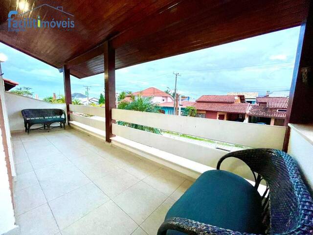 Casa de Praia para Venda em Jardim Marcia - 20