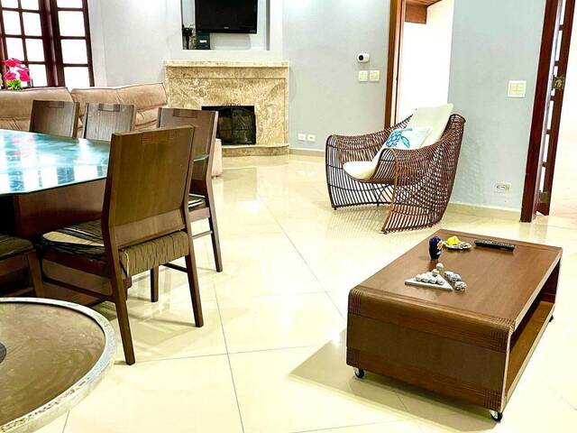 Casa de Praia para Venda em Jardim Marcia - 8