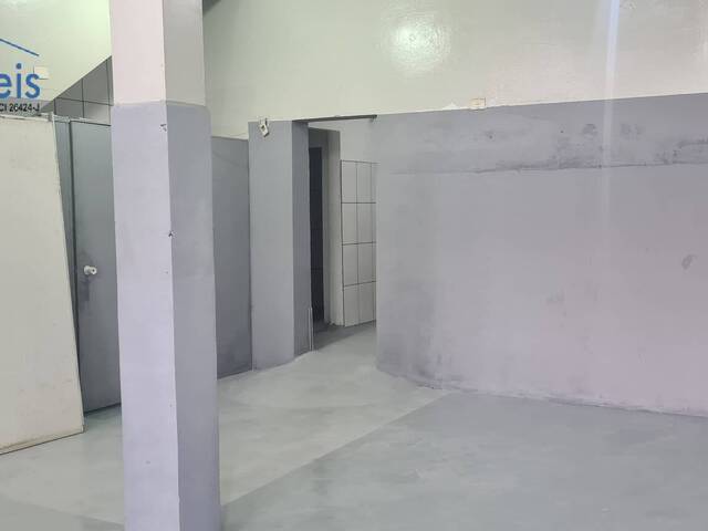 Sala para Venda em Planalto - 11