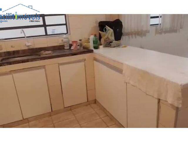 Sobrado para Venda em Dos Casa - 33