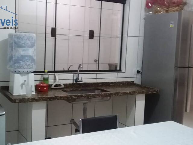 Sobrado para Venda em Alvarenga - 23