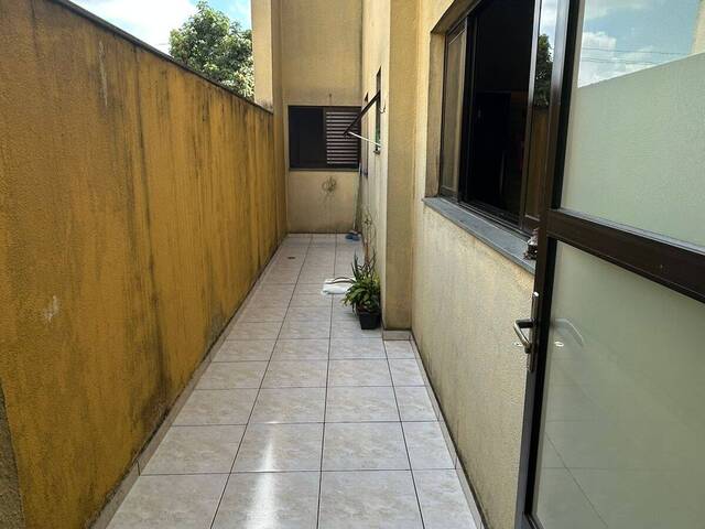 Apartamento para Venda em Vila Camilópolis - 10