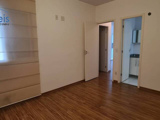 Apartamento para Locação em Planalto - 14