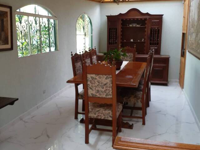 Casa para Venda em Campos do Jordão - 4