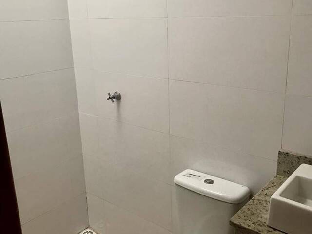 Sobrado para Venda em Parque das Nações - 17