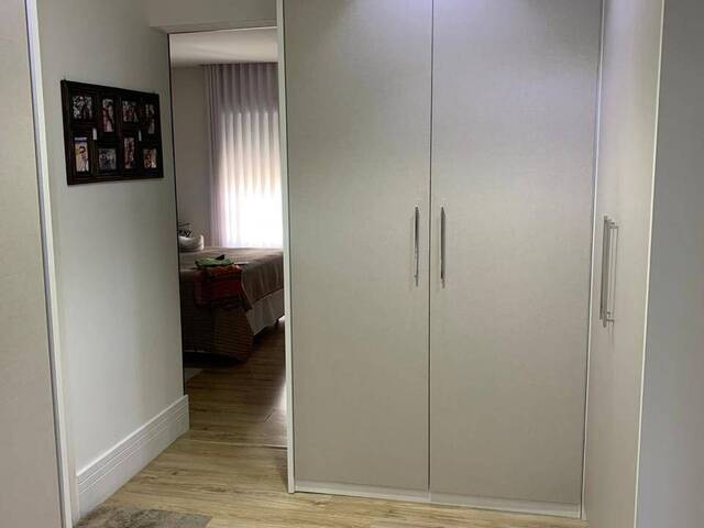 Apartamento para Venda em Centro - 23