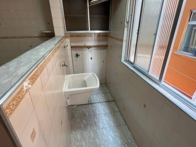 Apartamento para Venda em Marapé - 13