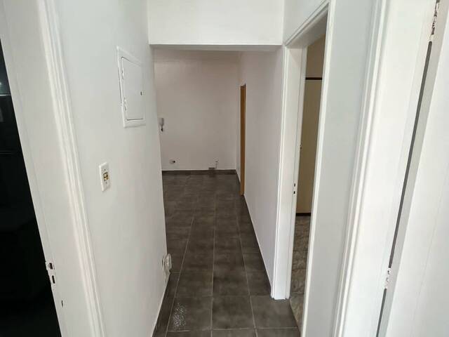 Apartamento para Venda em Marapé - 15