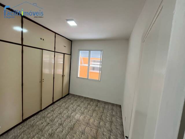 Apartamento para Venda em Marapé - 16
