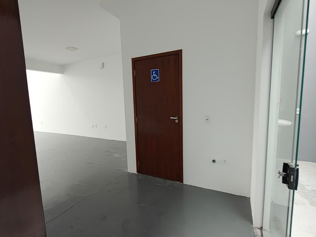Salão Comercial para Locação em Alves Dias - 10