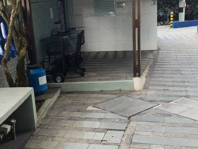 Apartamento para Venda em Santa Terezinha - 28