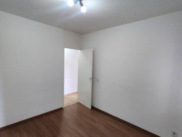 Apartamento para Locação em Planalto - 12