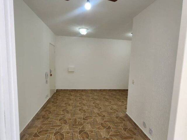 Apartamento para Locação em Planalto - 10