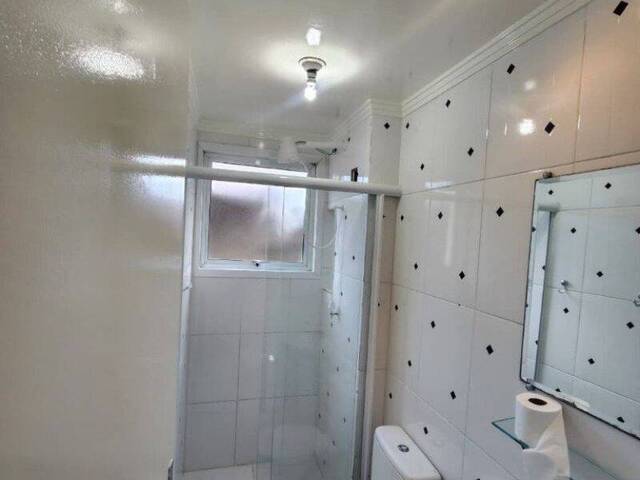 Apartamento para Locação em Planalto - 14