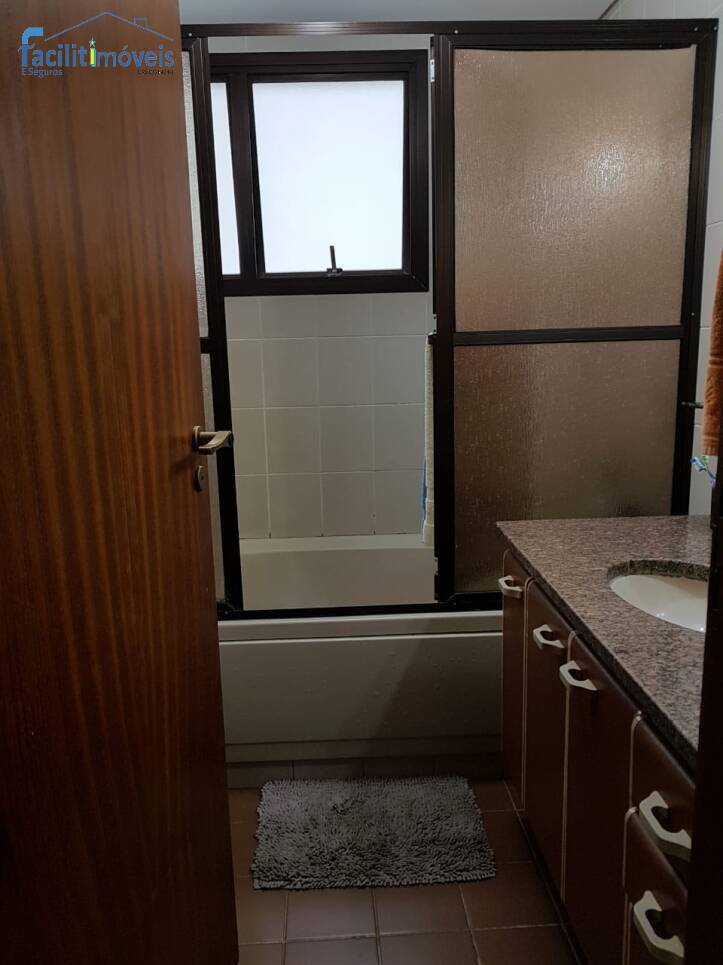 Apartamento para Venda em Guarujá - 31