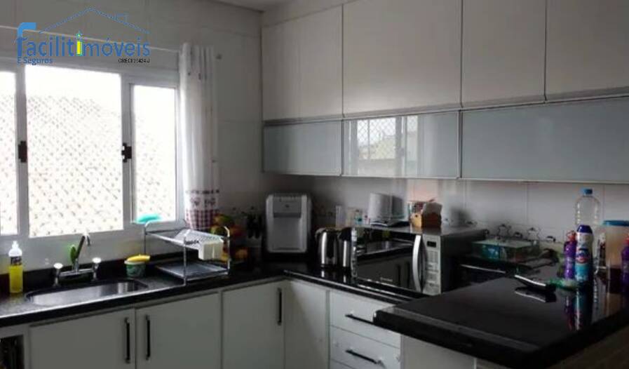 Sobrado à venda com 4 quartos, 243m² - Foto 12