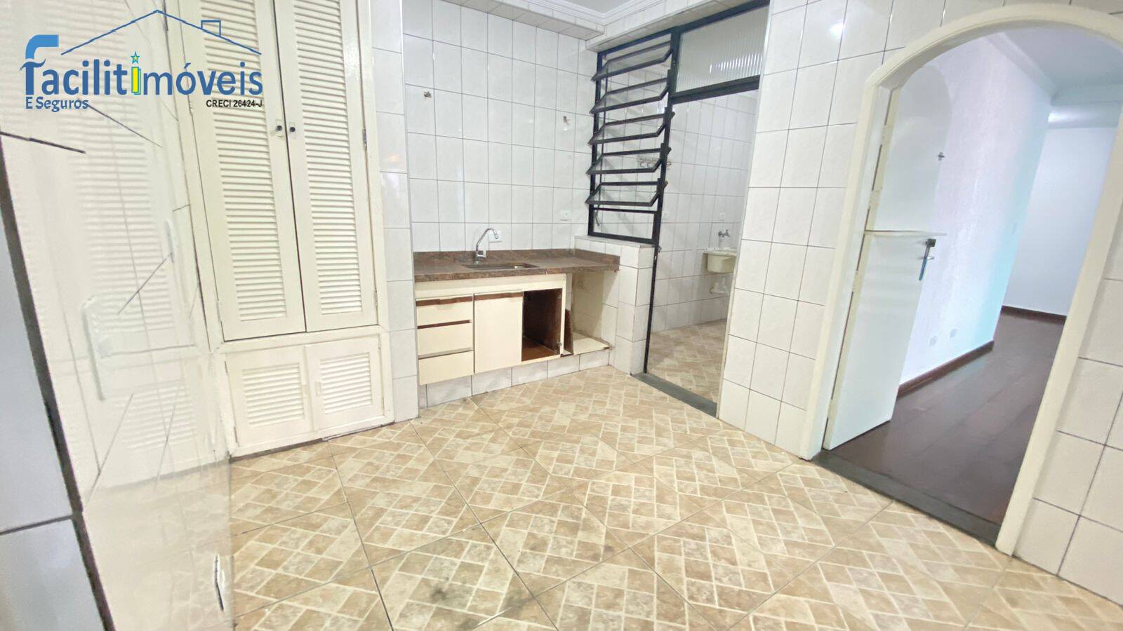 Casa à venda e aluguel com 3 quartos, 288m² - Foto 6