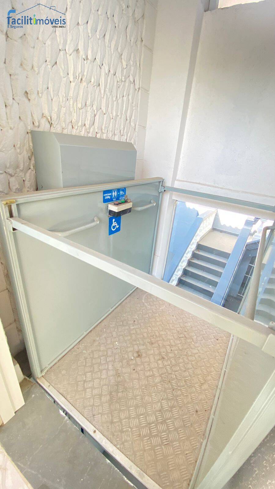 Casa à venda e aluguel com 3 quartos, 288m² - Foto 27