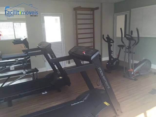 Apartamento para alugar com 2 quartos, 65m² - Foto 11