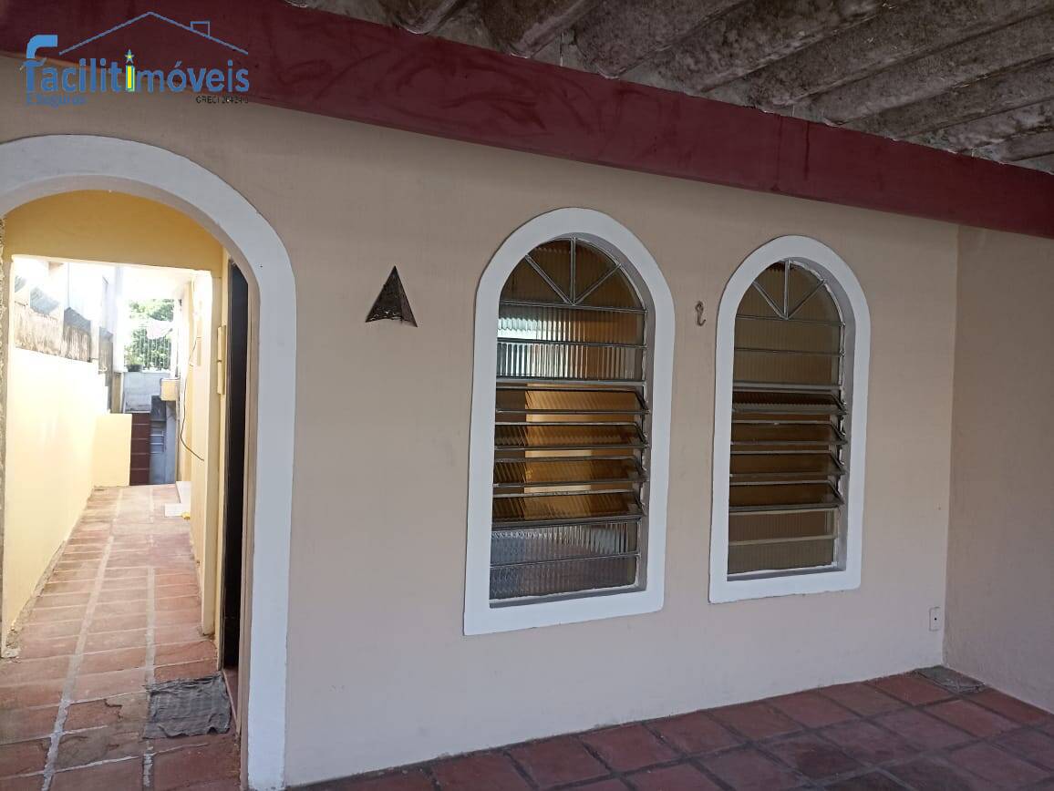 Casa para alugar com 1 quarto, 60m² - Foto 1