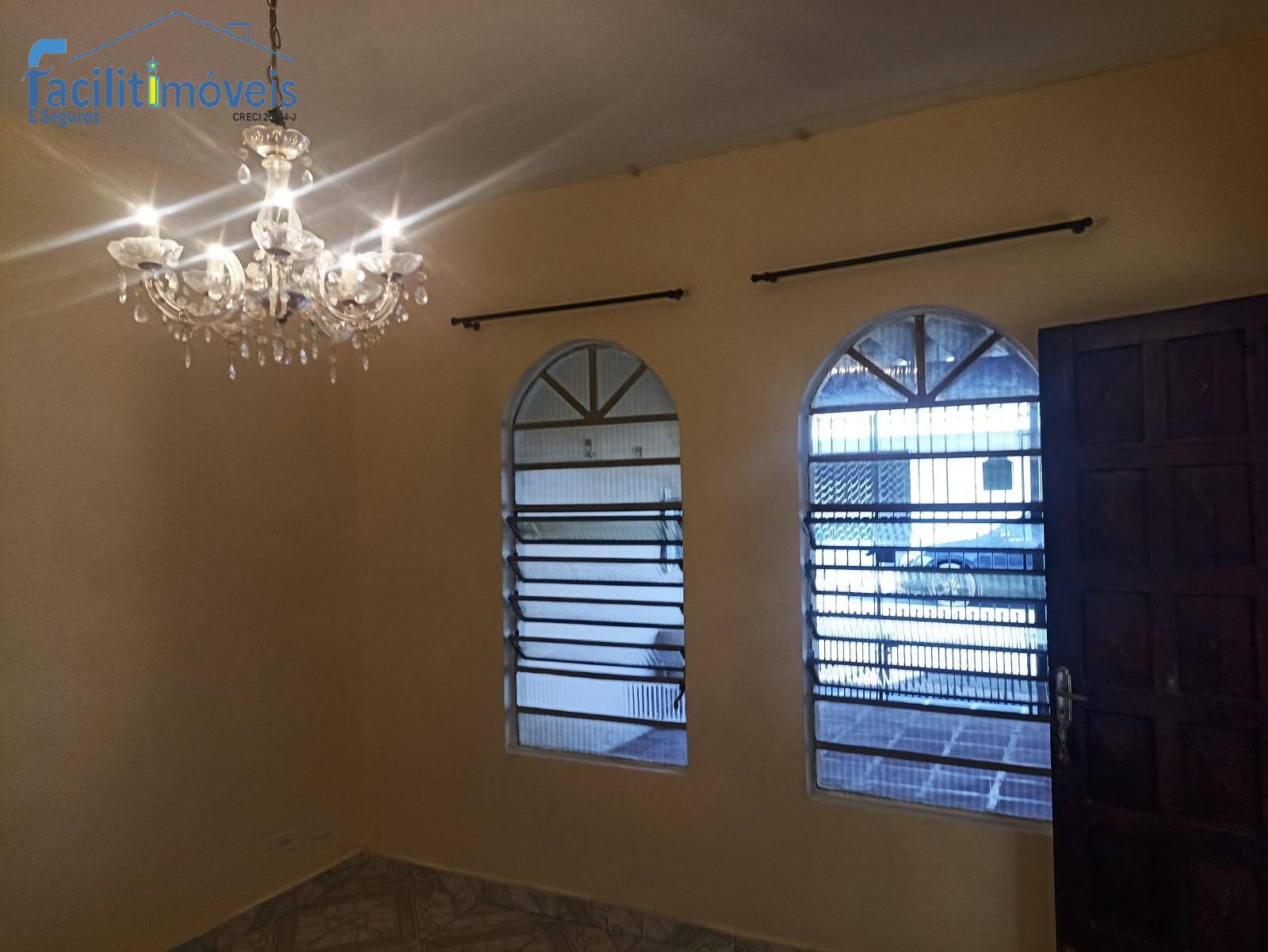 Casa para alugar com 1 quarto, 60m² - Foto 2