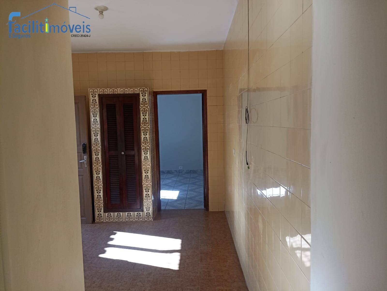 Casa para alugar com 1 quarto, 60m² - Foto 5