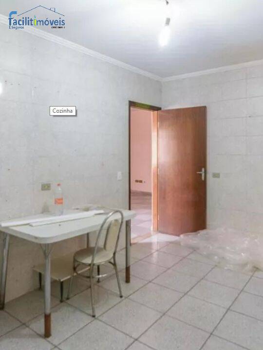 Apartamento para alugar com 3 quartos, 140m² - Foto 3
