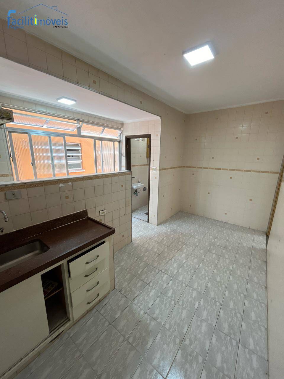 Apartamento para Venda em Santos - 11