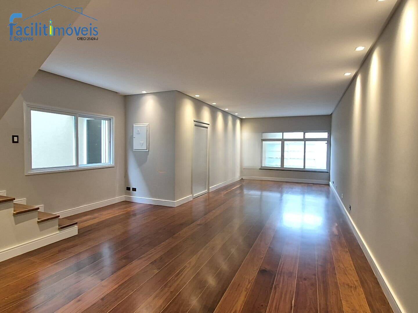 Sobrado, 4 quartos, 236 m² - Foto 1